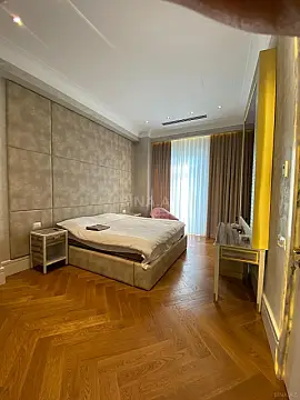 Kirayə verilir 3 otaqlı mənzil 119 m²