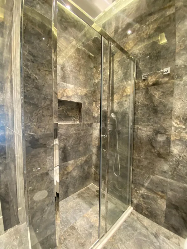 Kirayə verilir 3 otaqlı mənzil 119 m²