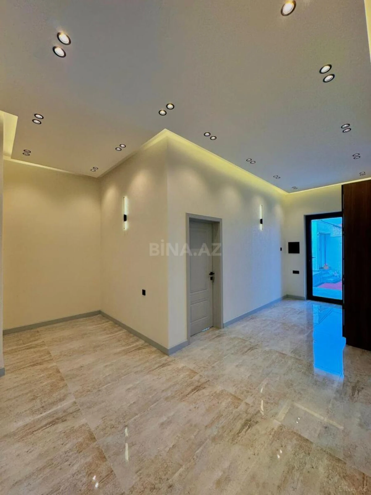 Satılır 4 otaqlı həyət evi 180 m²