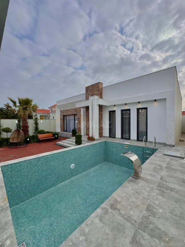 Satılır 4 otaqlı həyət evi 180 m²