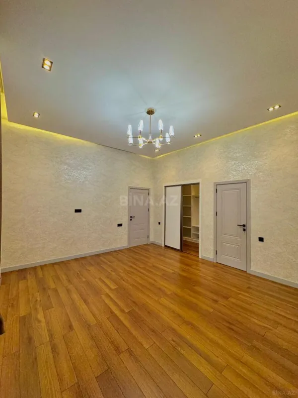 Satılır 4 otaqlı həyət evi 180 m²
