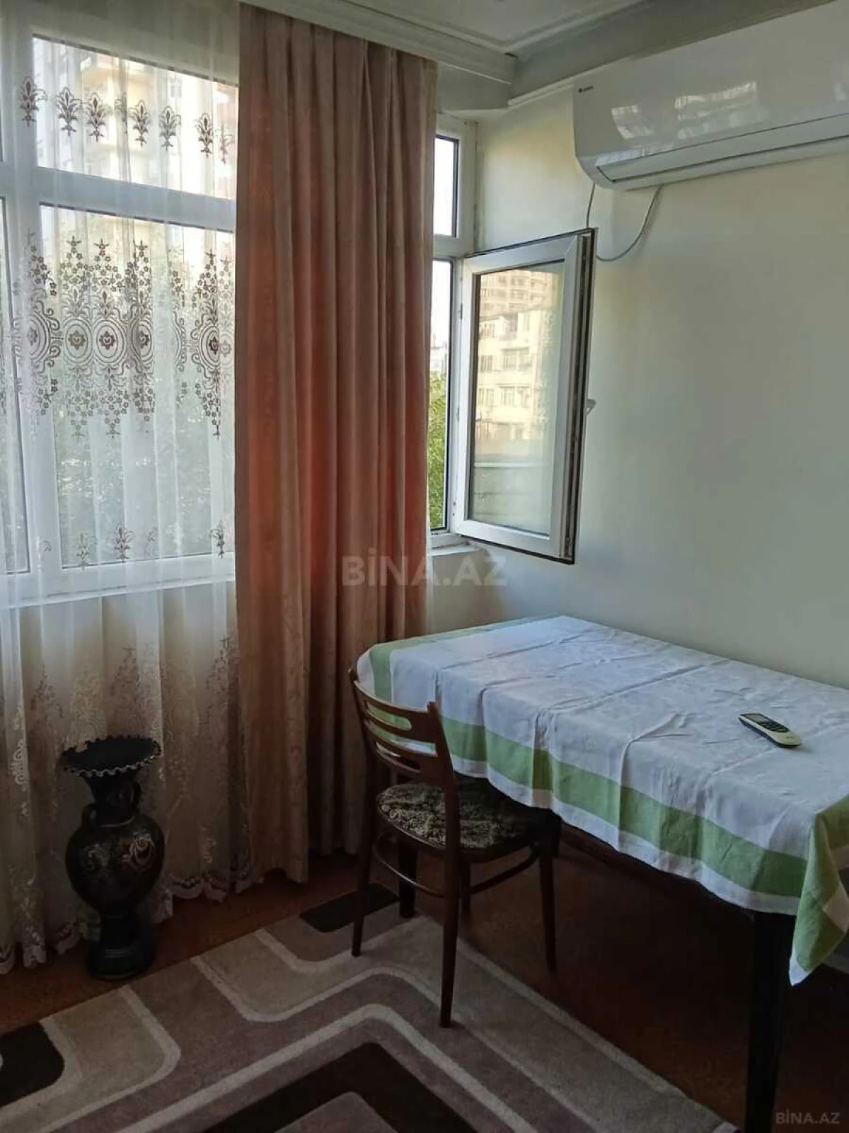 Kirayə verilir 2 otaqlı mənzil 60 m²