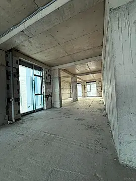 Satılır 4 otaqlı mənzil 266.8 m²