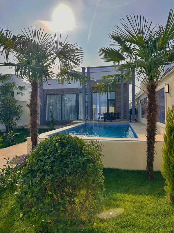 Satılır 4 otaqlı həyət evi 170 m²