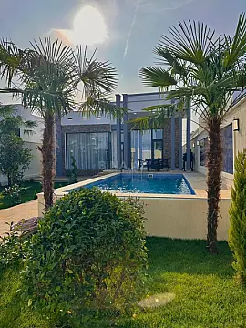 Satılır 4 otaqlı həyət evi 170 m²