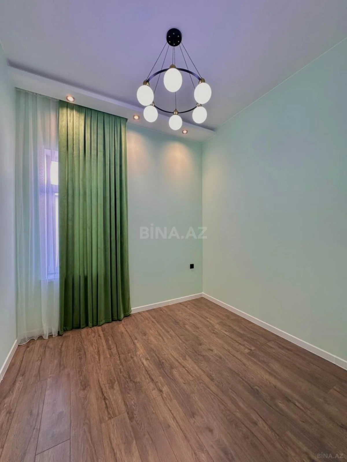 Satılır 4 otaqlı həyət evi 170 m²