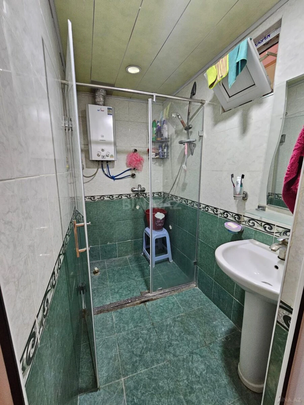 Satılır 5 otaqlı mənzil 110 m²