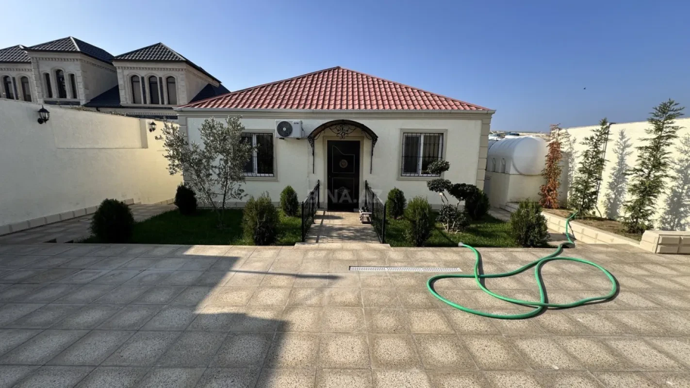 Satılır 4 otaqlı həyət evi 140 m²
