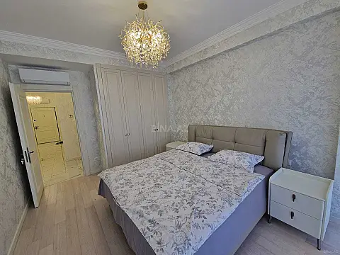 Kirayə verilir 4 otaqlı mənzil 170 m²