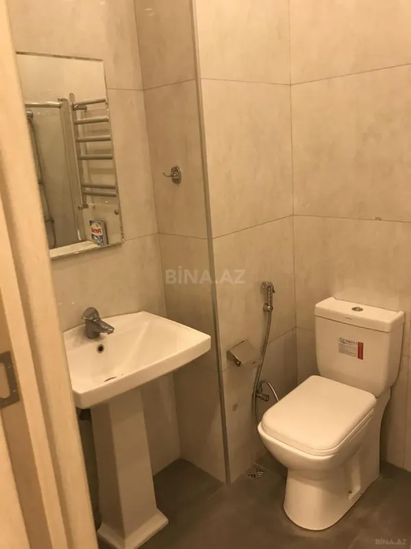 Kirayə verilir 2 otaqlı mənzil 78 m²