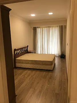 Kirayə verilir 2 otaqlı mənzil 78 m²
