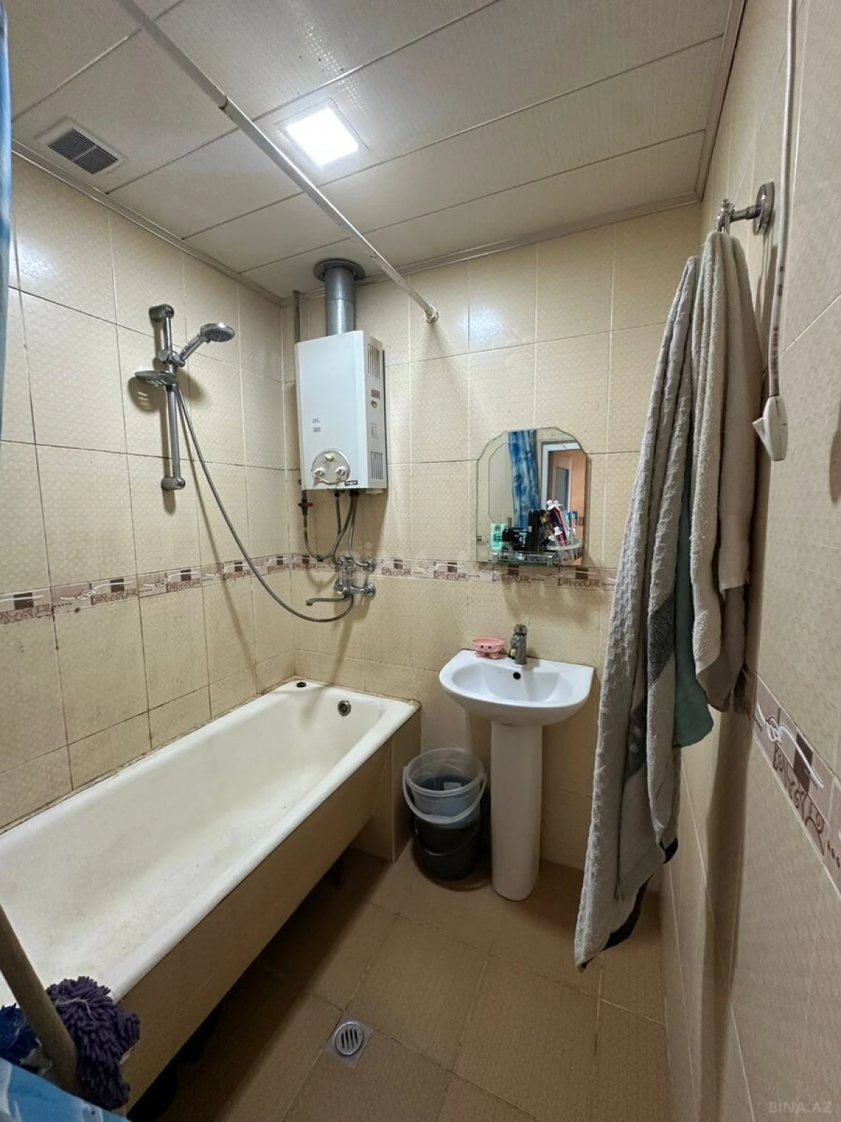 Satılır 2 otaqlı mənzil 60 m²
