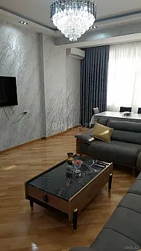Satılır 3 otaqlı mənzil 117 m²