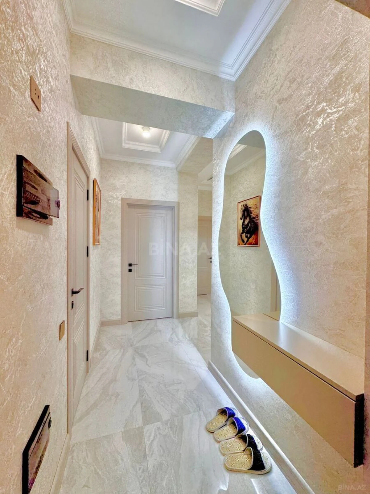 Satılır 3 otaqlı mənzil 77 m²