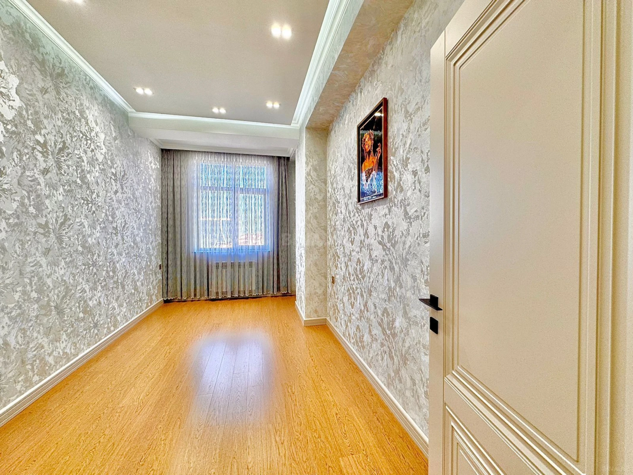 Satılır 3 otaqlı mənzil 77 m²