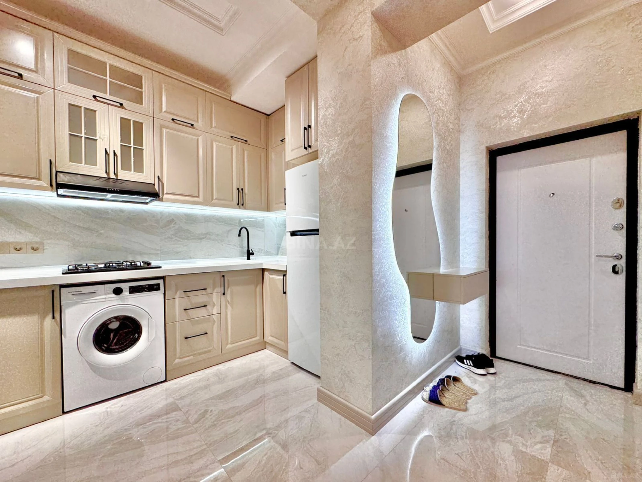 Satılır 3 otaqlı mənzil 77 m²