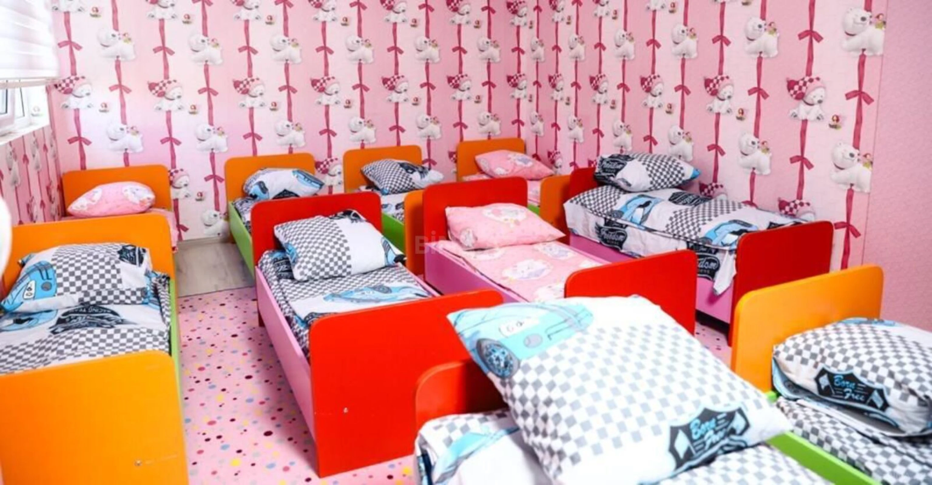 Satılır obyekt 425 m²