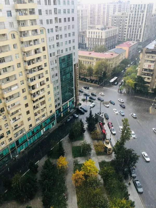 Satılır 2 otaqlı mənzil 64 m²