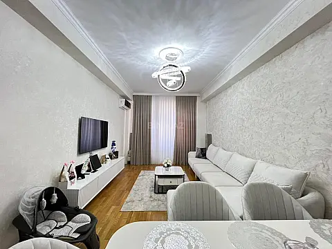 Satılır 2 otaqlı mənzil 68 m²