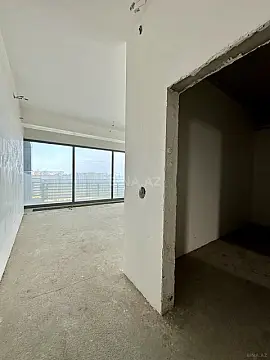 Satılır 4 otaqlı mənzil 320 m²