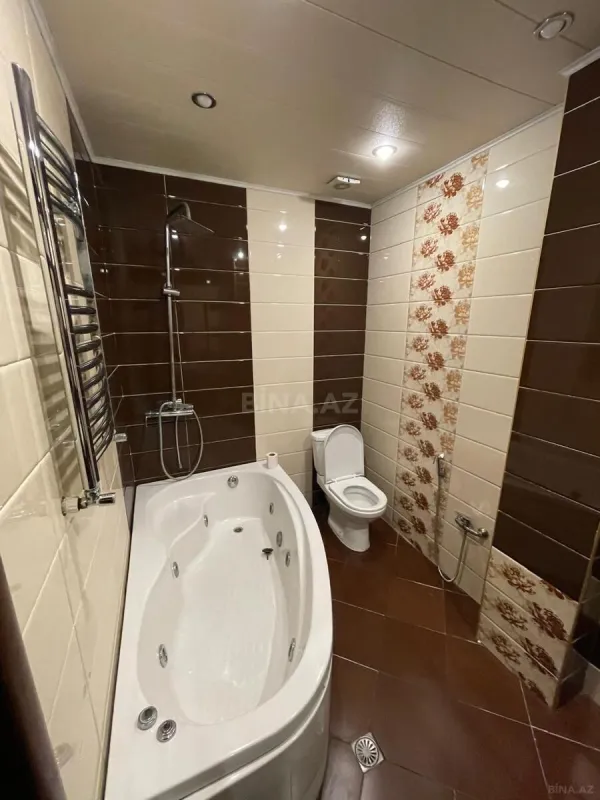Kirayə verilir 3 otaqlı mənzil 130 m²