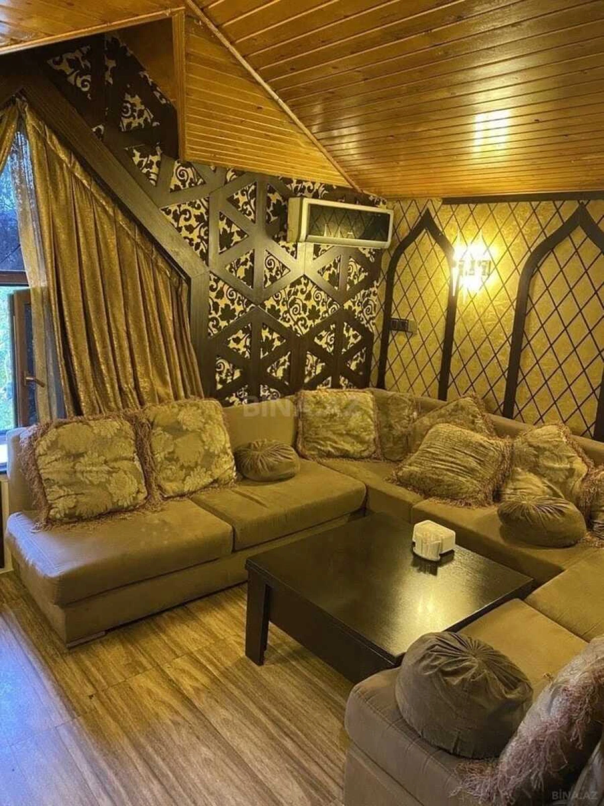 Kirayə verilir obyekt 300 m²