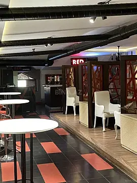 Kirayə verilir obyekt 300 m²