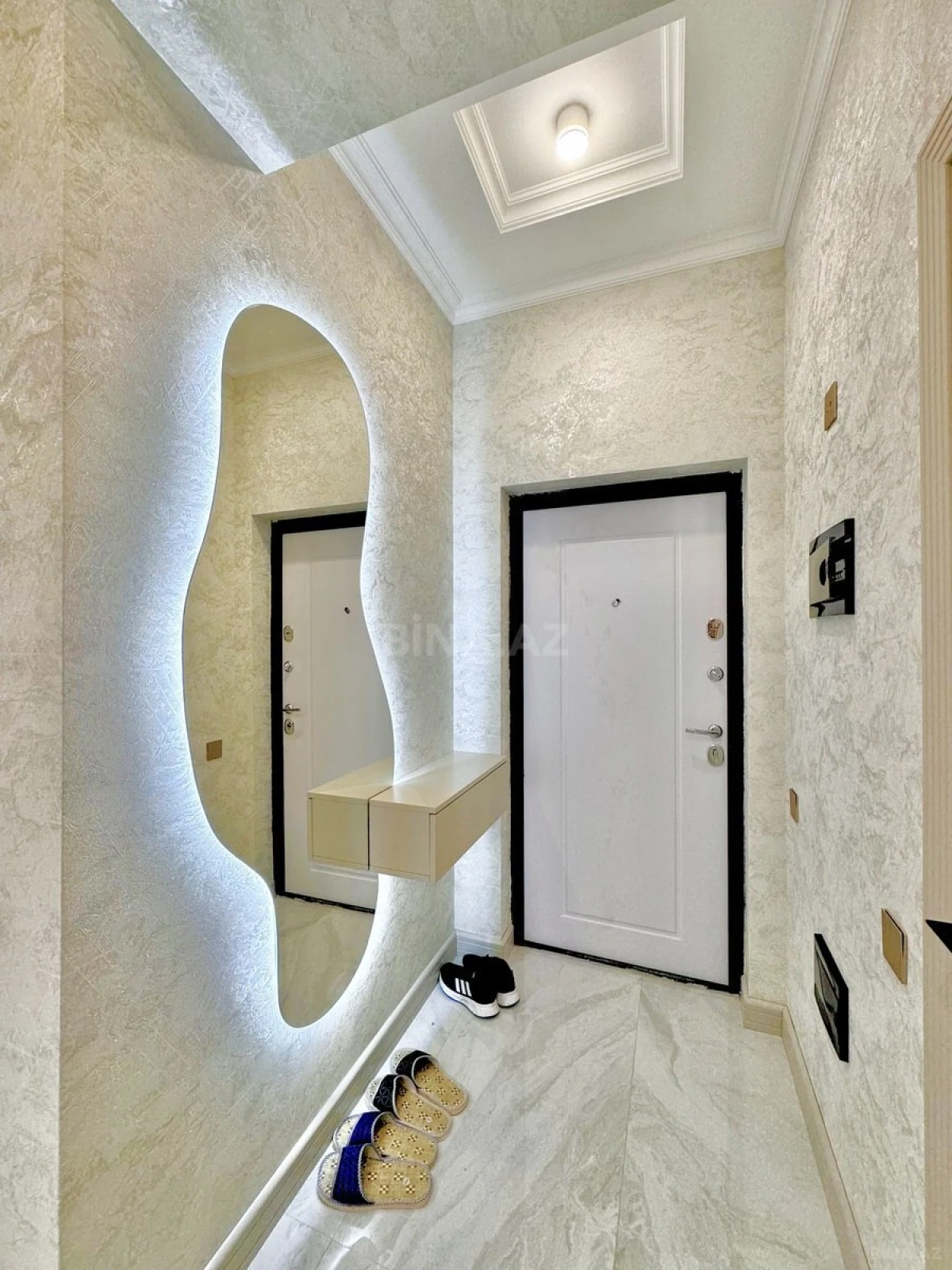 Satılır 3 otaqlı mənzil 80 m²