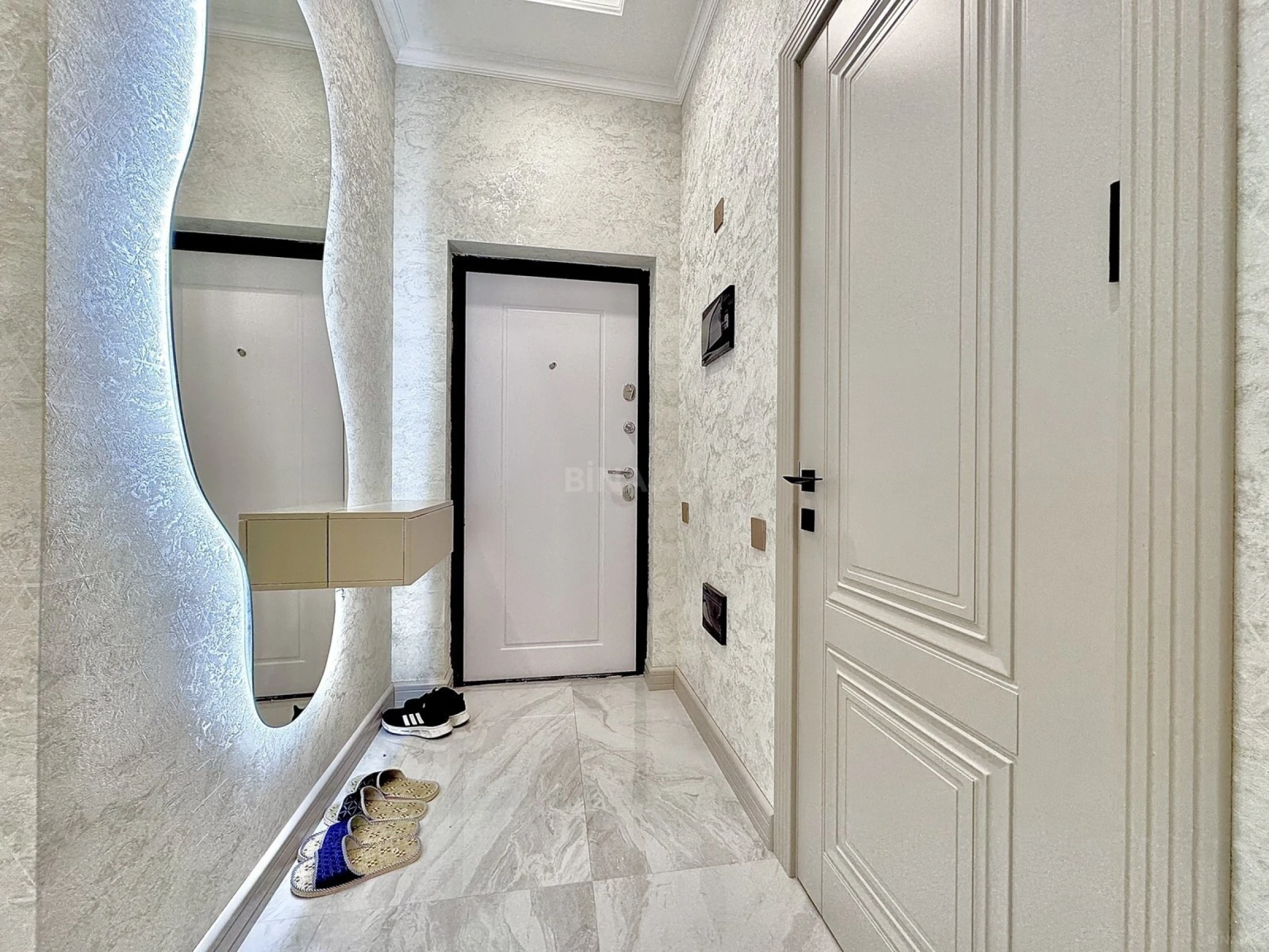 Satılır 3 otaqlı mənzil 80 m²