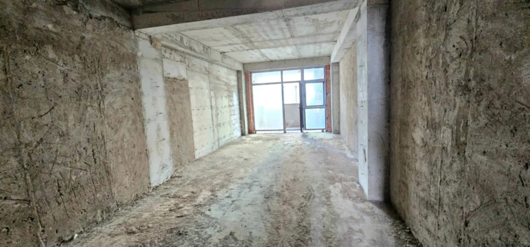 Satılır 5 otaqlı mənzil 262 m²