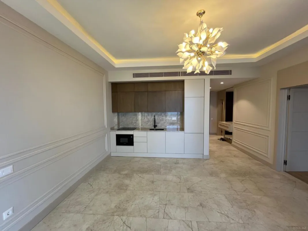 Satılır 2 otaqlı mənzil 117 m²