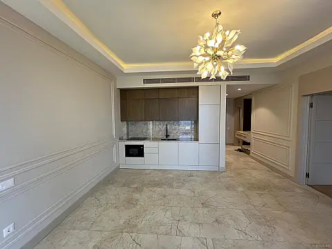 Satılır 2 otaqlı mənzil 117 m²