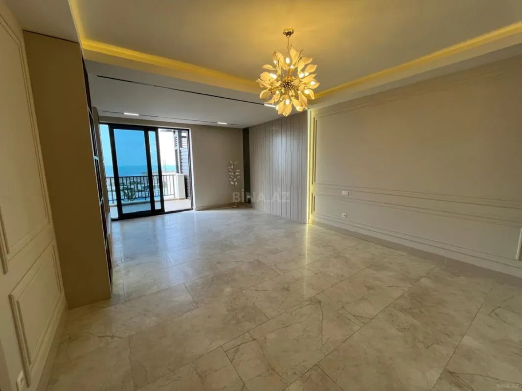 Satılır 2 otaqlı mənzil 117 m²