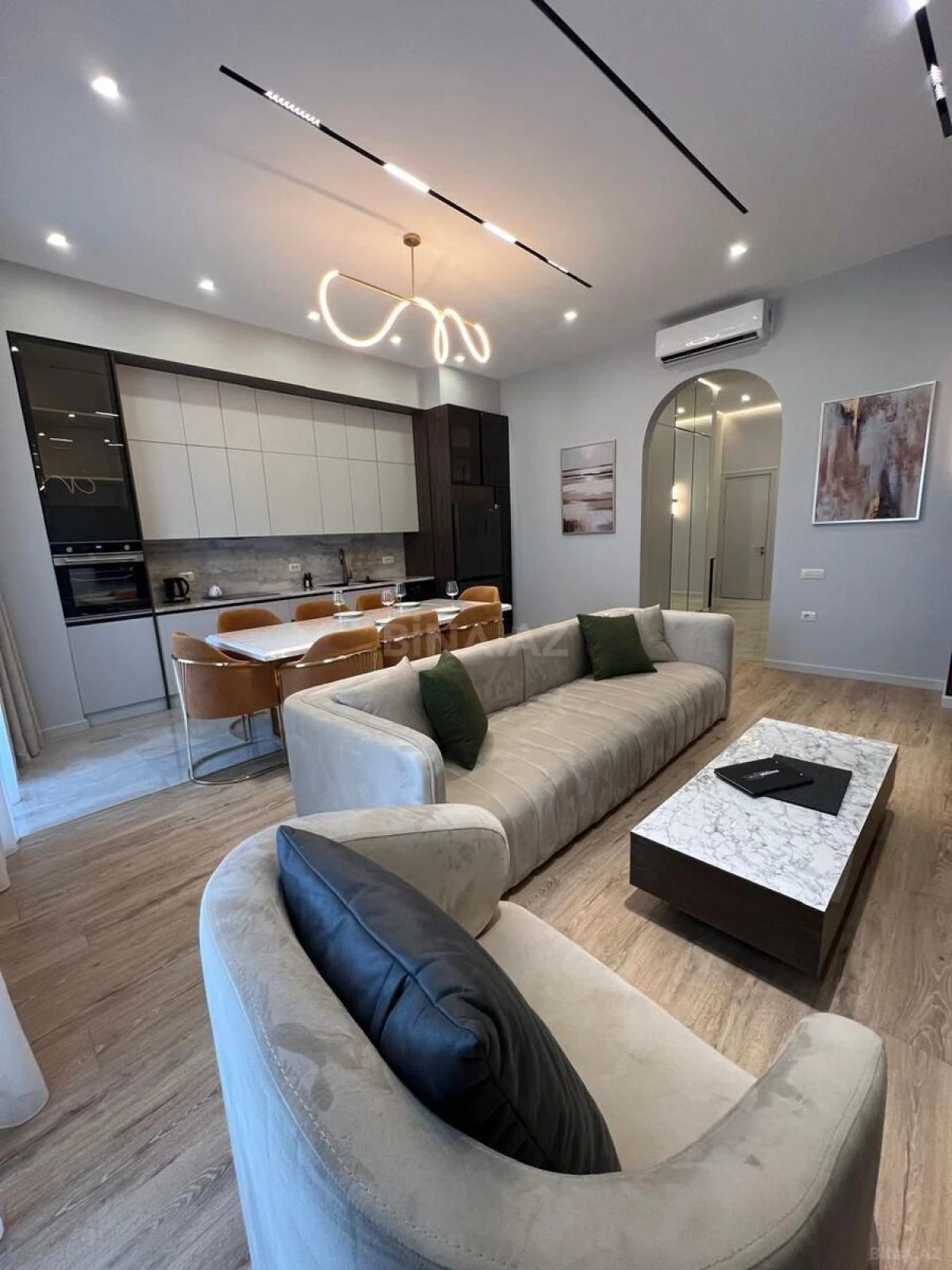 Kirayə verilir 3 otaqlı mənzil 120 m²