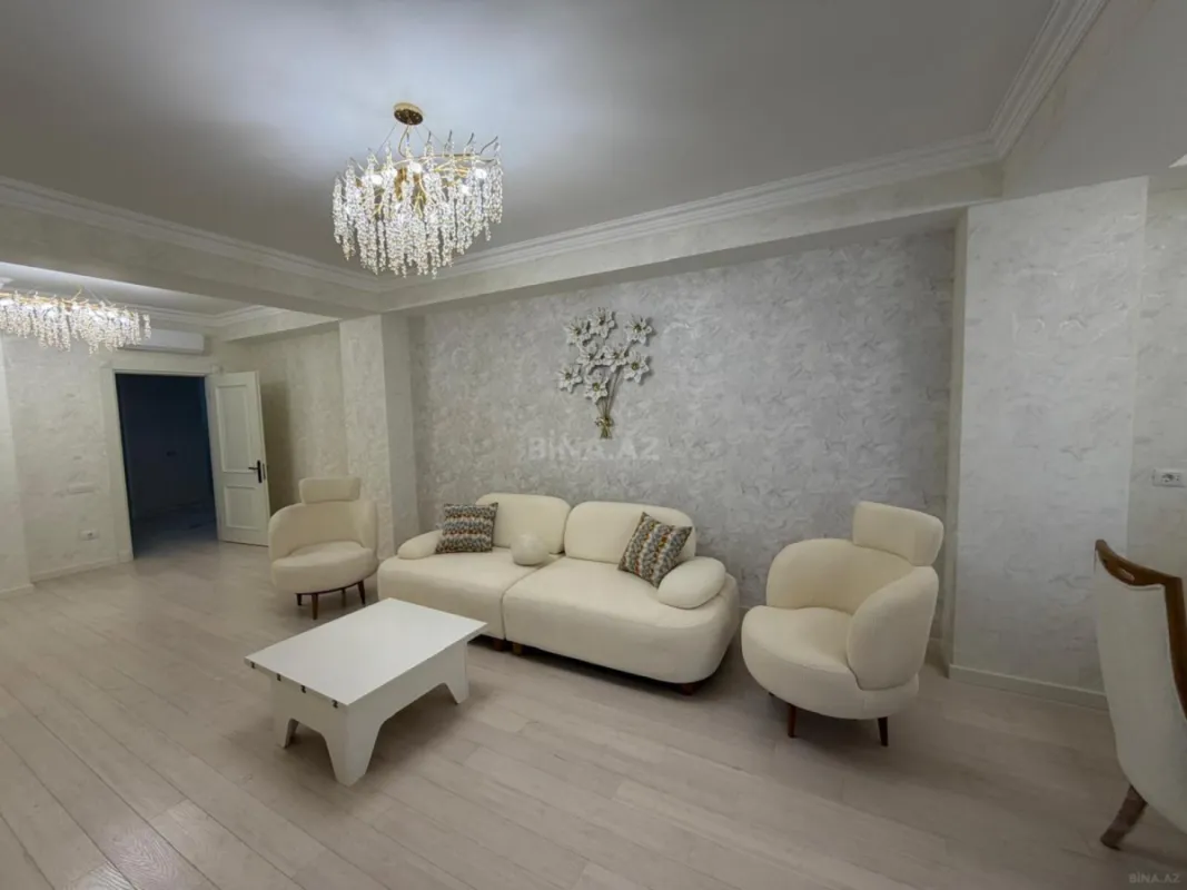 Kirayə verilir 4 otaqlı mənzil 170 m²