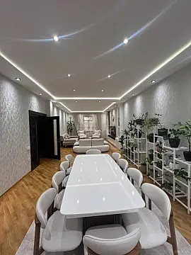 Satılır 10 otaqlı həyət evi 550 m²