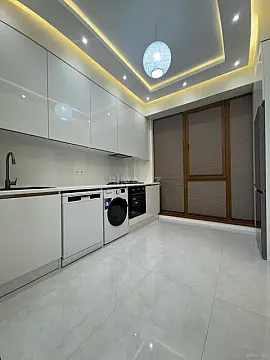 Satılır 3 otaqlı mənzil 100 m²