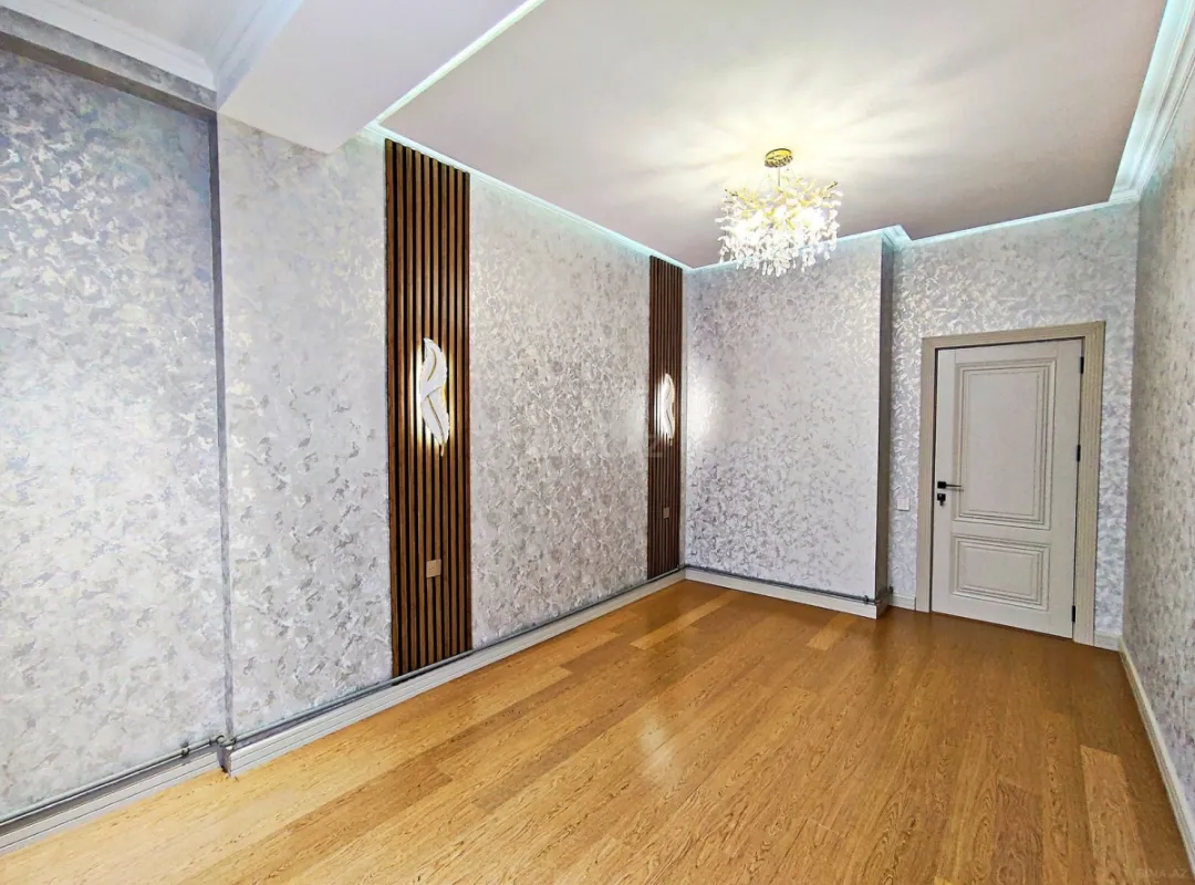 Satılır 3 otaqlı mənzil 76.1 m²