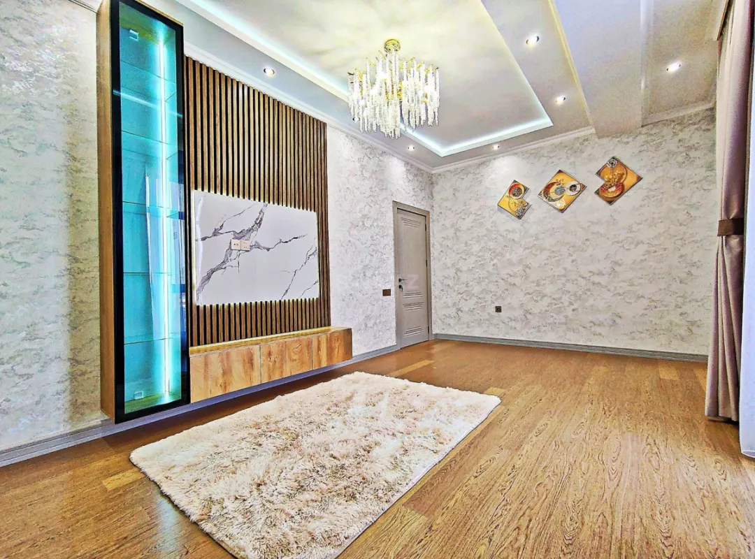 Satılır 3 otaqlı mənzil 76.1 m²