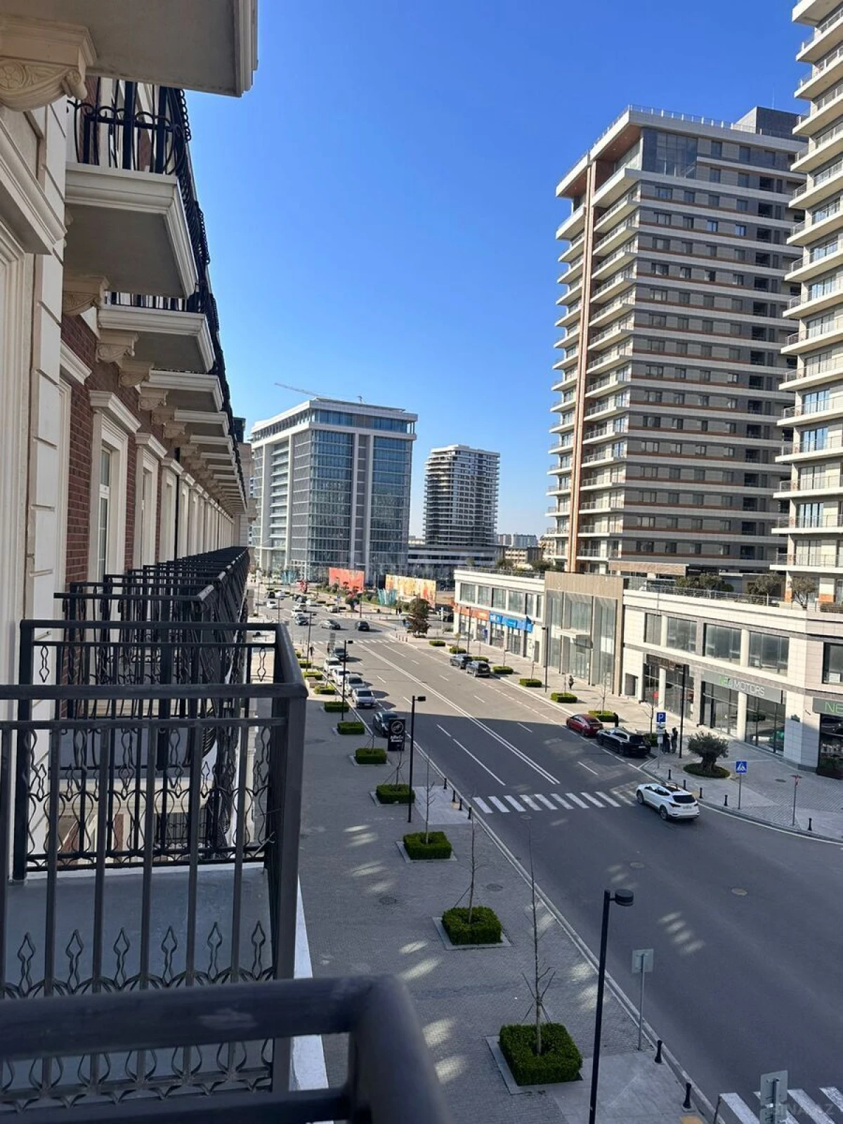 Kirayə verilir 3 otaqlı mənzil 101 m²