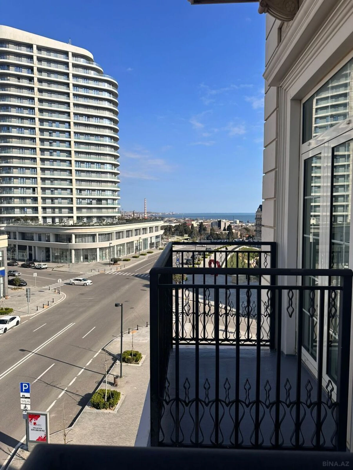 Kirayə verilir 3 otaqlı mənzil 101 m²