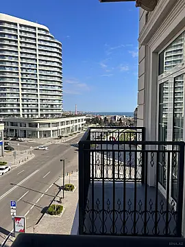 Kirayə verilir 3 otaqlı mənzil 101 m²