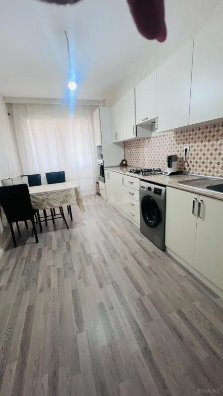 Satılır 3 otaqlı mənzil 120 m²