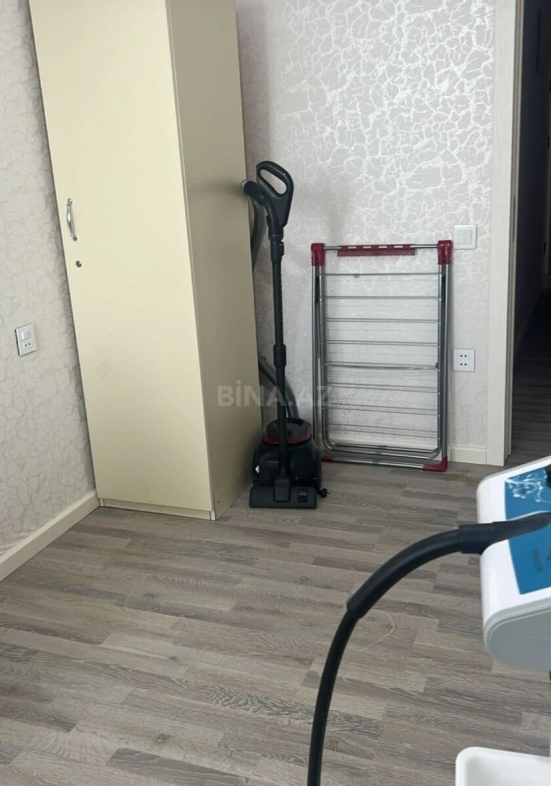 Satılır 3 otaqlı mənzil 120 m²