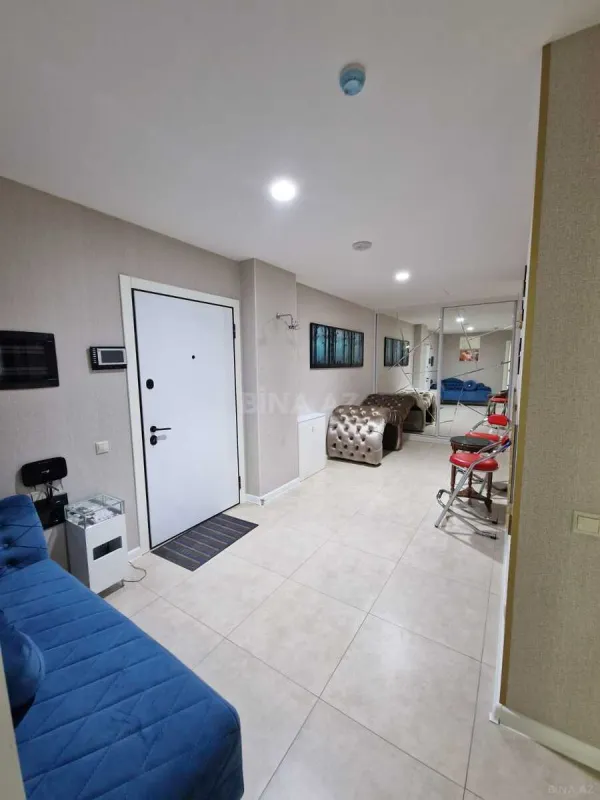 Kirayə verilir 4 otaqlı mənzil 170 m²