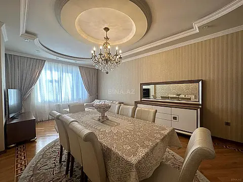 Kirayə verilir 4 otaqlı mənzil 150 m²