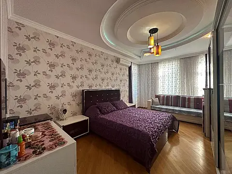 Kirayə verilir 4 otaqlı mənzil 150 m²