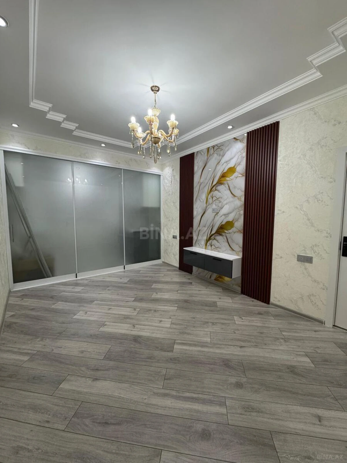 Satılır 3 otaqlı mənzil 67 m²