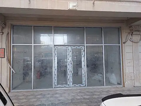 Satılır obyekt 100 m² — Bakı 100.00 m²