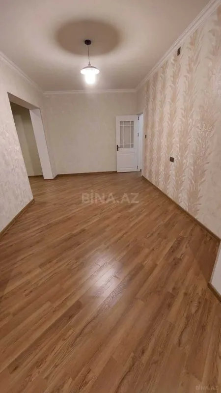 Satılır 2 otaqlı mənzil 70 m²